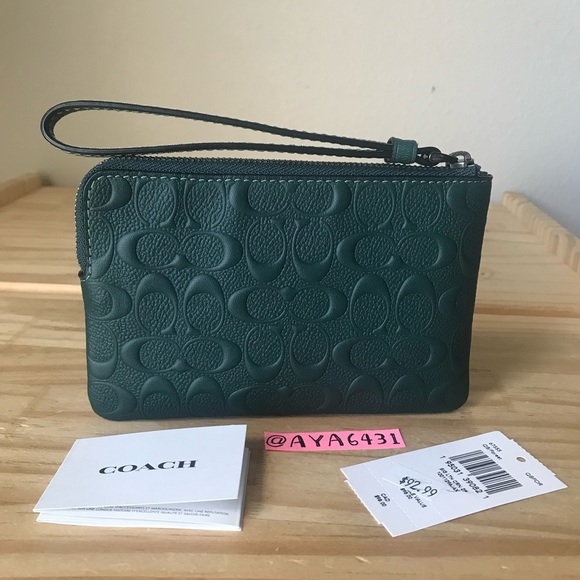 Coach wristlet🎈🎈 - Picture 2 of 6